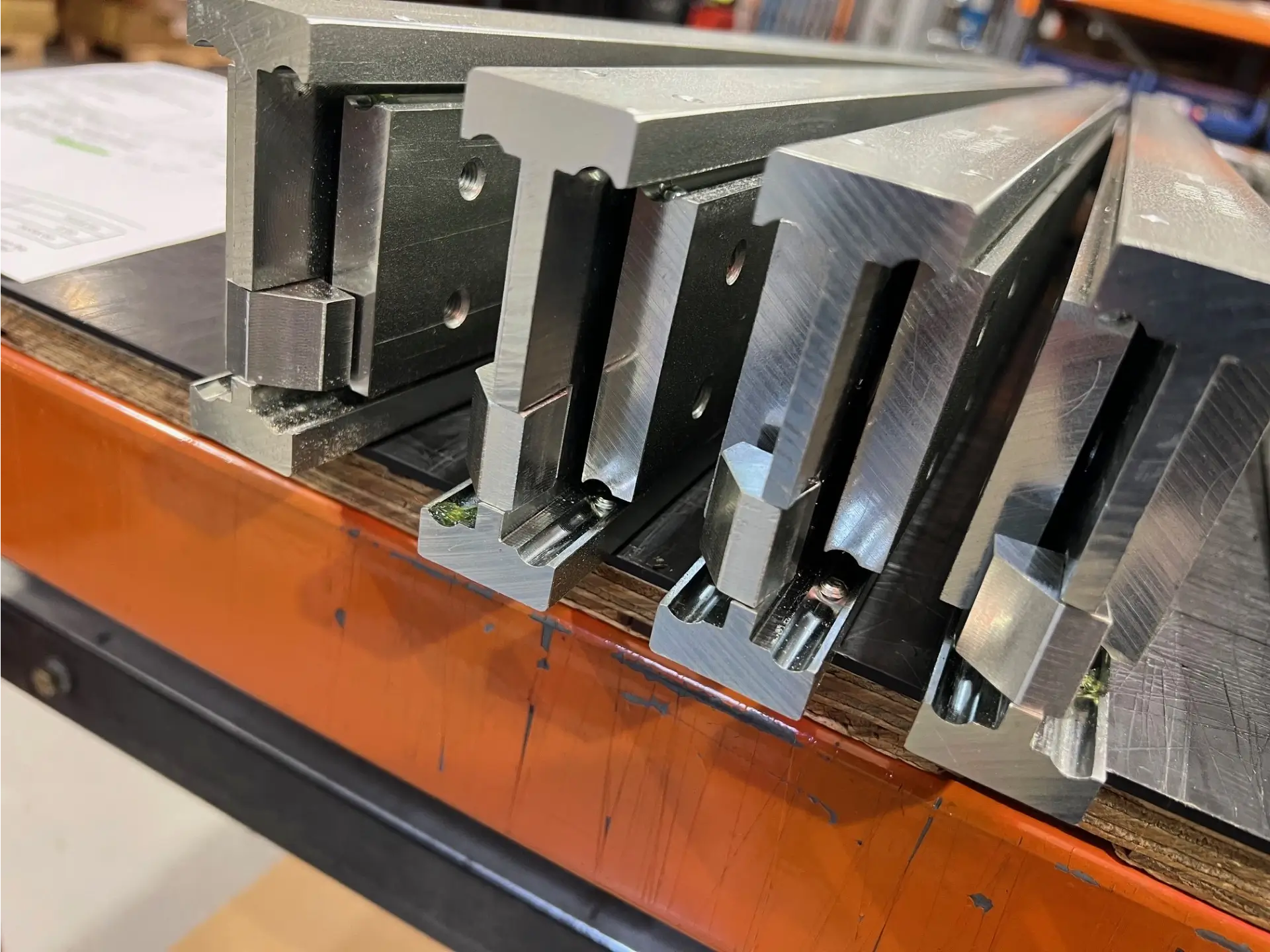 DTSB-90 (220-1,050 kg) Full Ext'n Bi-Directional - Image 6